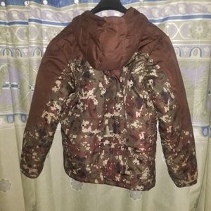 Reversible camouflage brown winter jacket